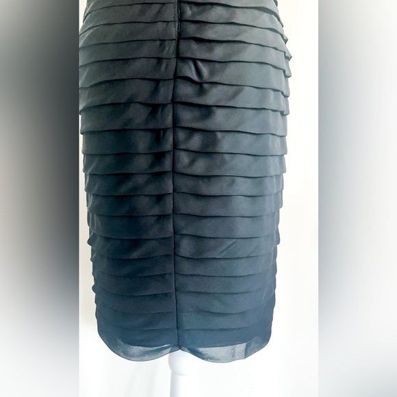 Adrianna Papell S 6 Stunning Black Dress with Unique Layered Design-Must-Have! - Picture 6 of 13